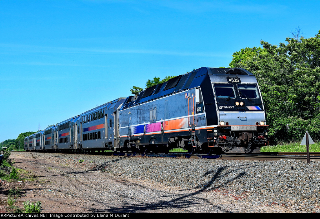 NJT 4526 on train 5529